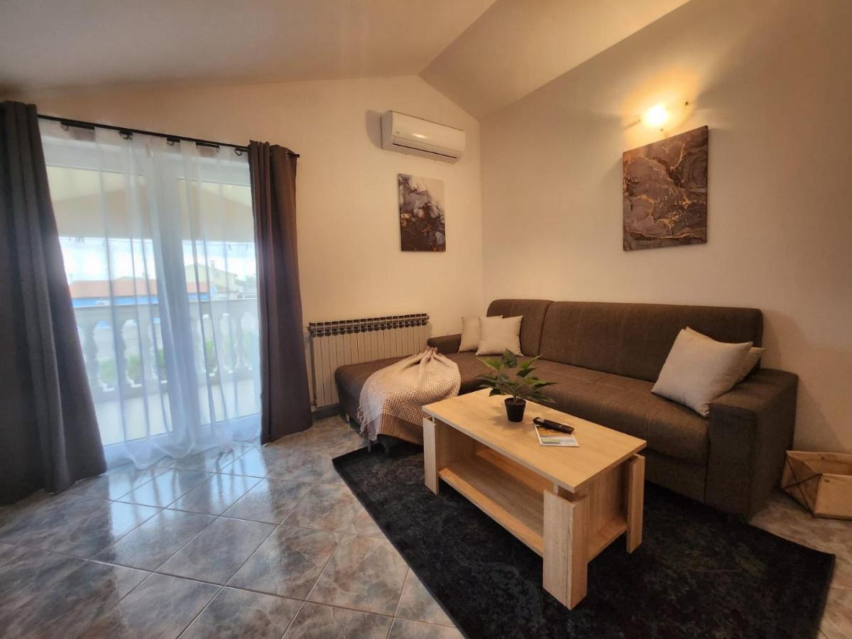 Apartments Pranjic With Pool Nova Vas  المظهر الخارجي الصورة