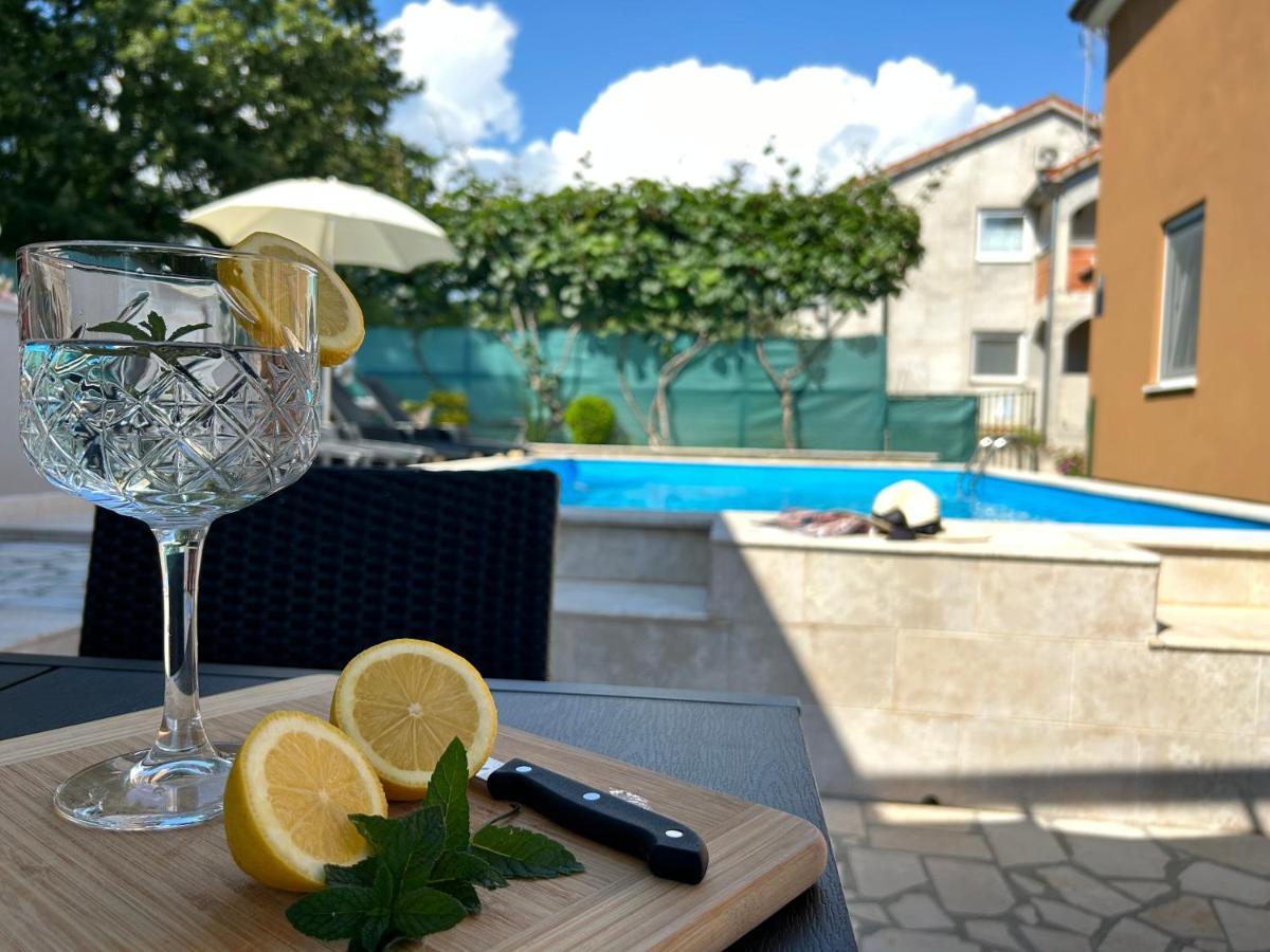 Apartments Pranjic With Pool Nova Vas  المظهر الخارجي الصورة
